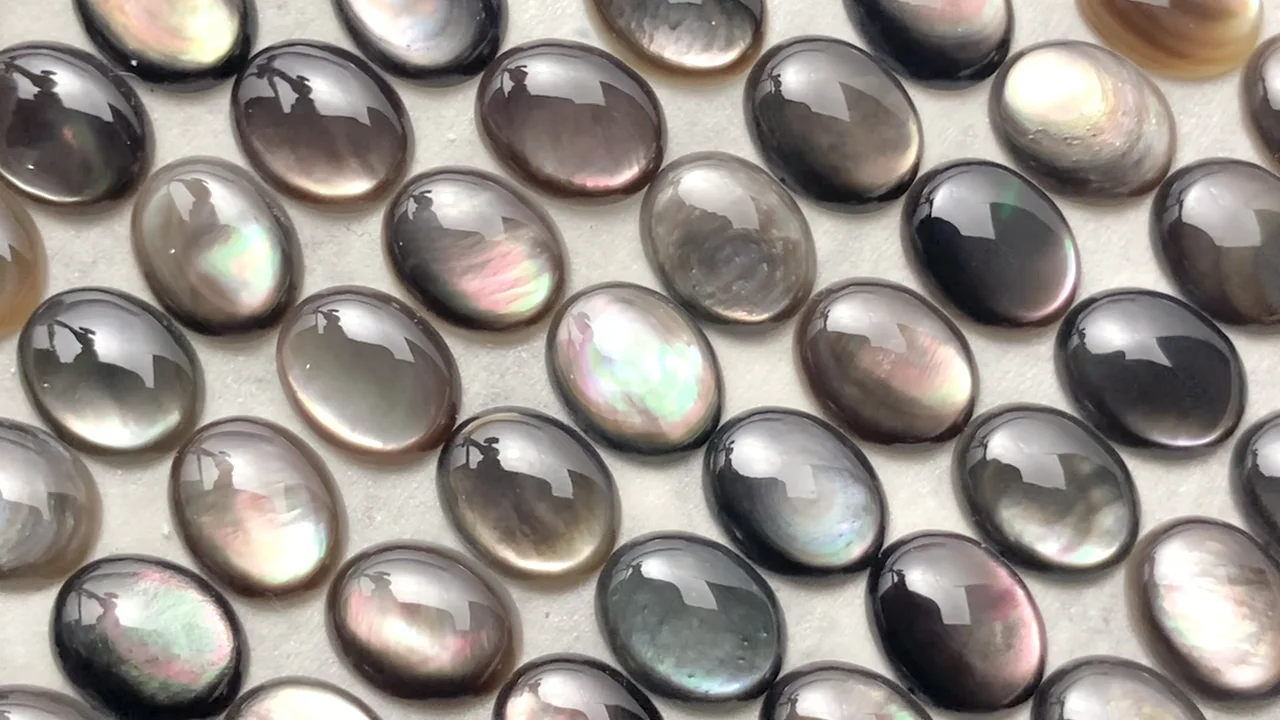 ブラックシェル(黒蝶貝) オーバル カボション9×7mm 5個｜天然石ビーズ