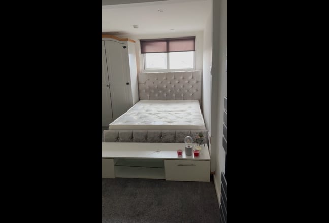 1 BED - Furnished Studio Flat - Bills included  Main Photo