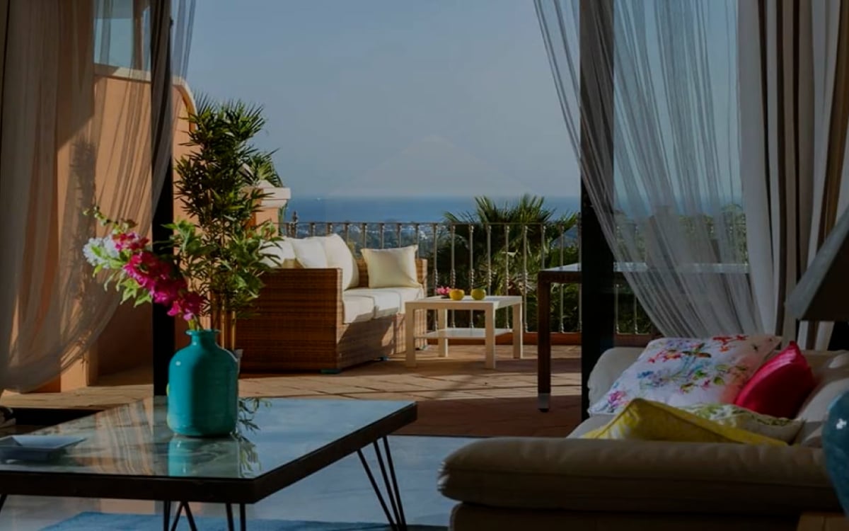 Apartment for Sale in Benahavís