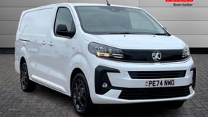 VAUXHALL VIVARO 2024 (74)