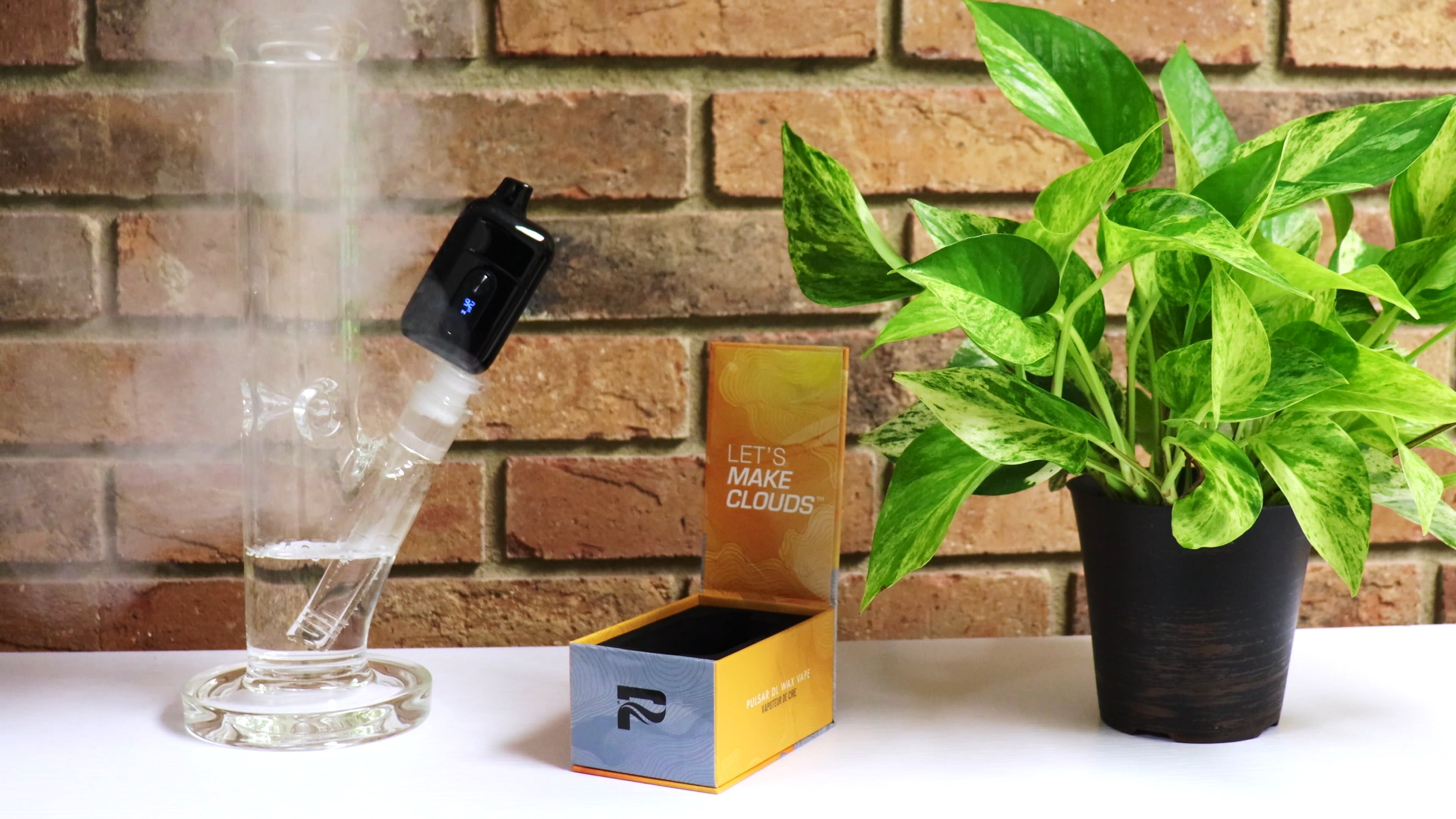 pulsar dl flower dry herb vape bar review What Is a Disposable Vape? main image 1