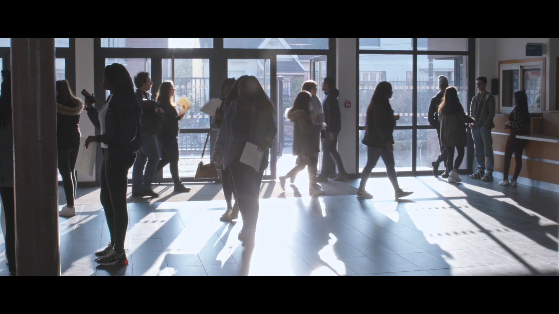 RETOUR AU COLLÈGE - EXTRAIT 1