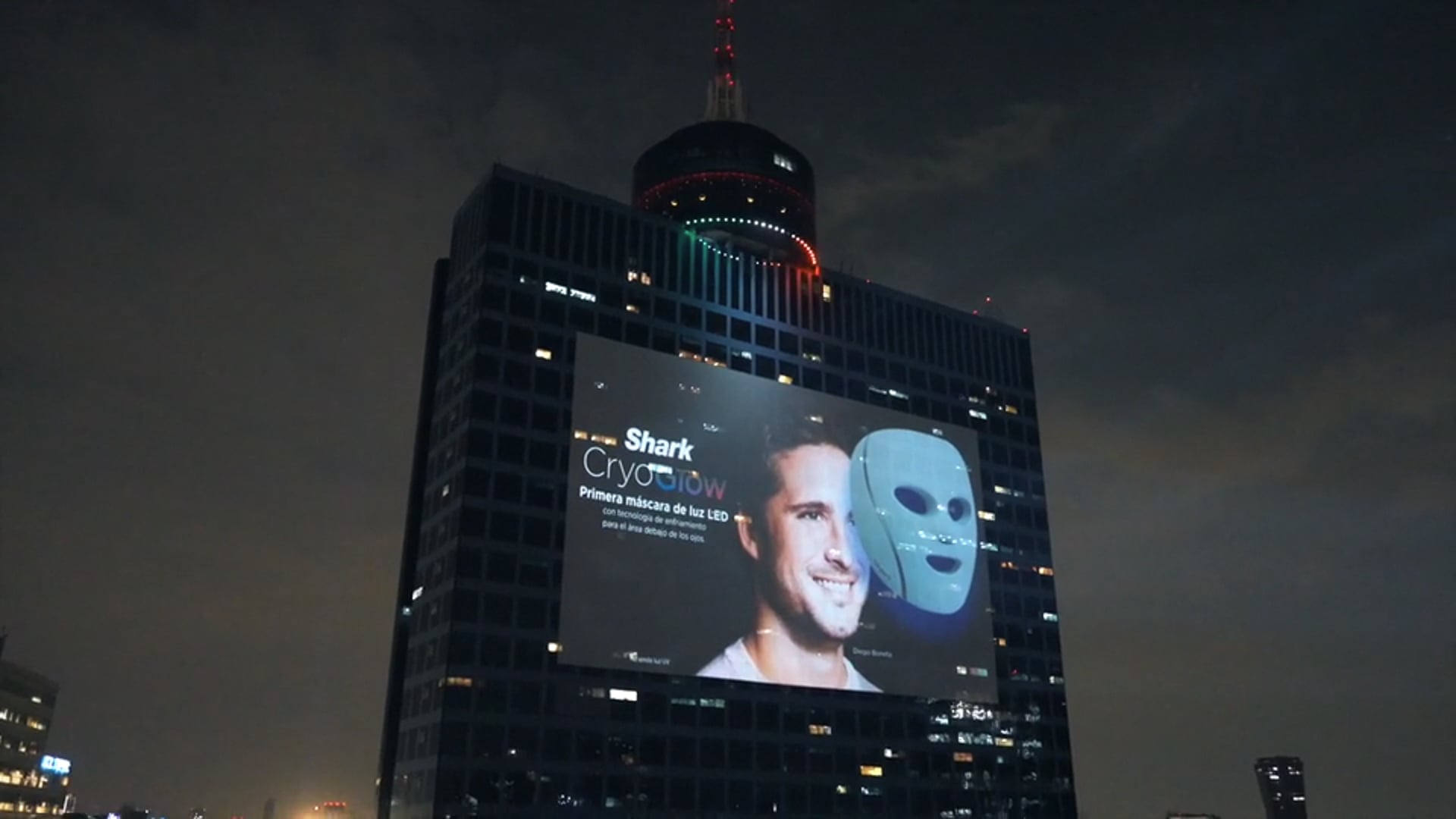 Shark Cryo Glow Proyección WTC