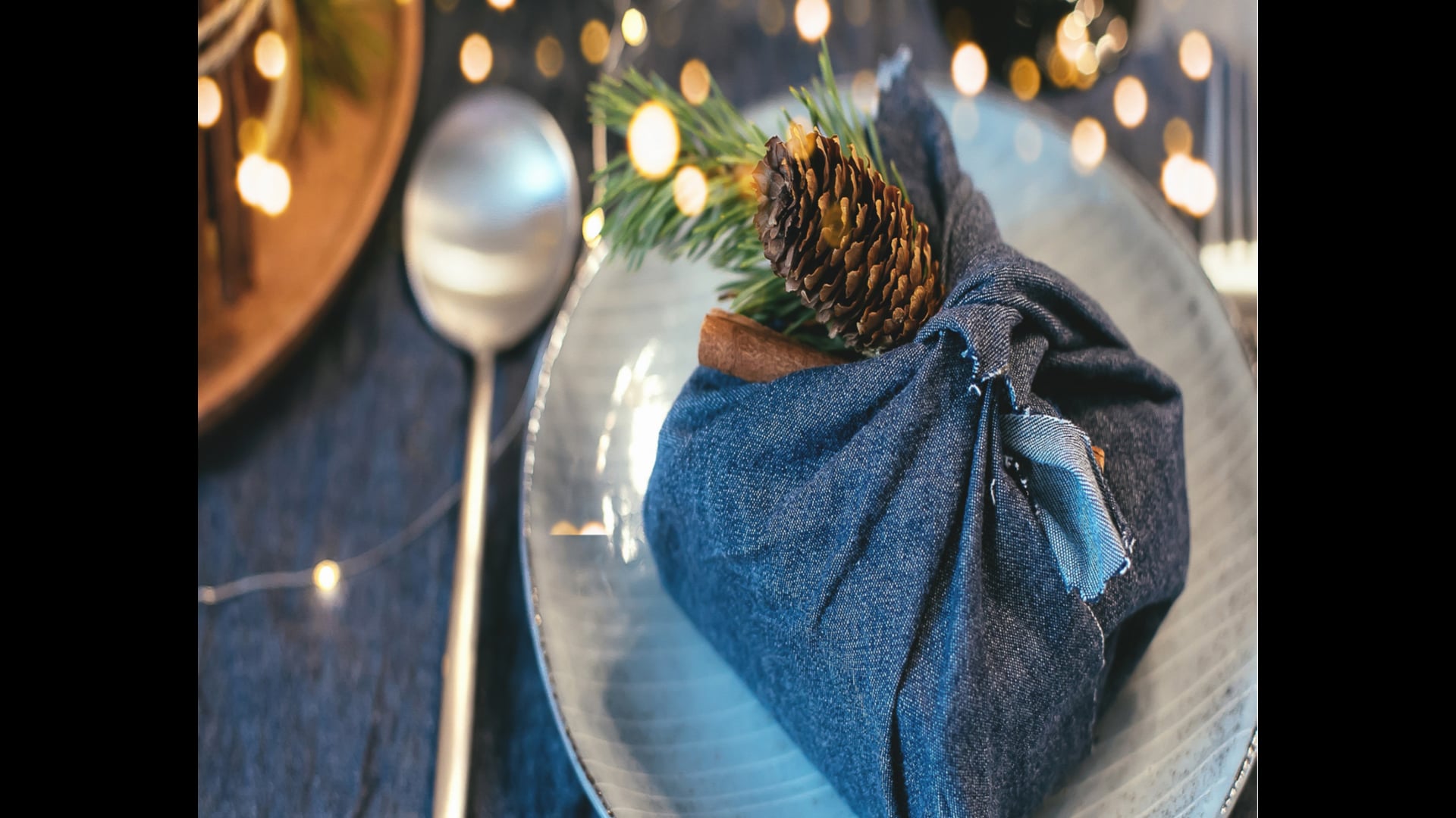Keep Your Healthy Food Choices from Becoming Derailed During the Holidays