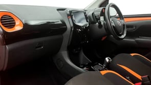 TOYOTA AYGO 2019 (69)