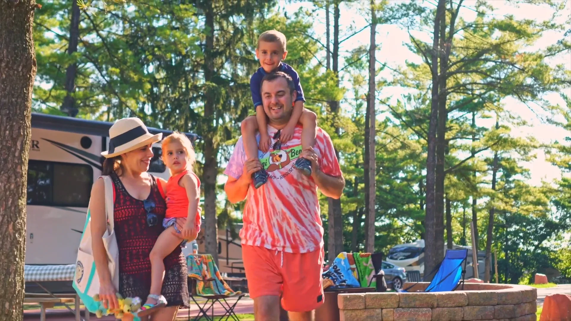 Jellystone Park™ Hocking Hills| OH Camp-Resort