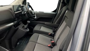 VAUXHALL VIVARO 2024 (24)