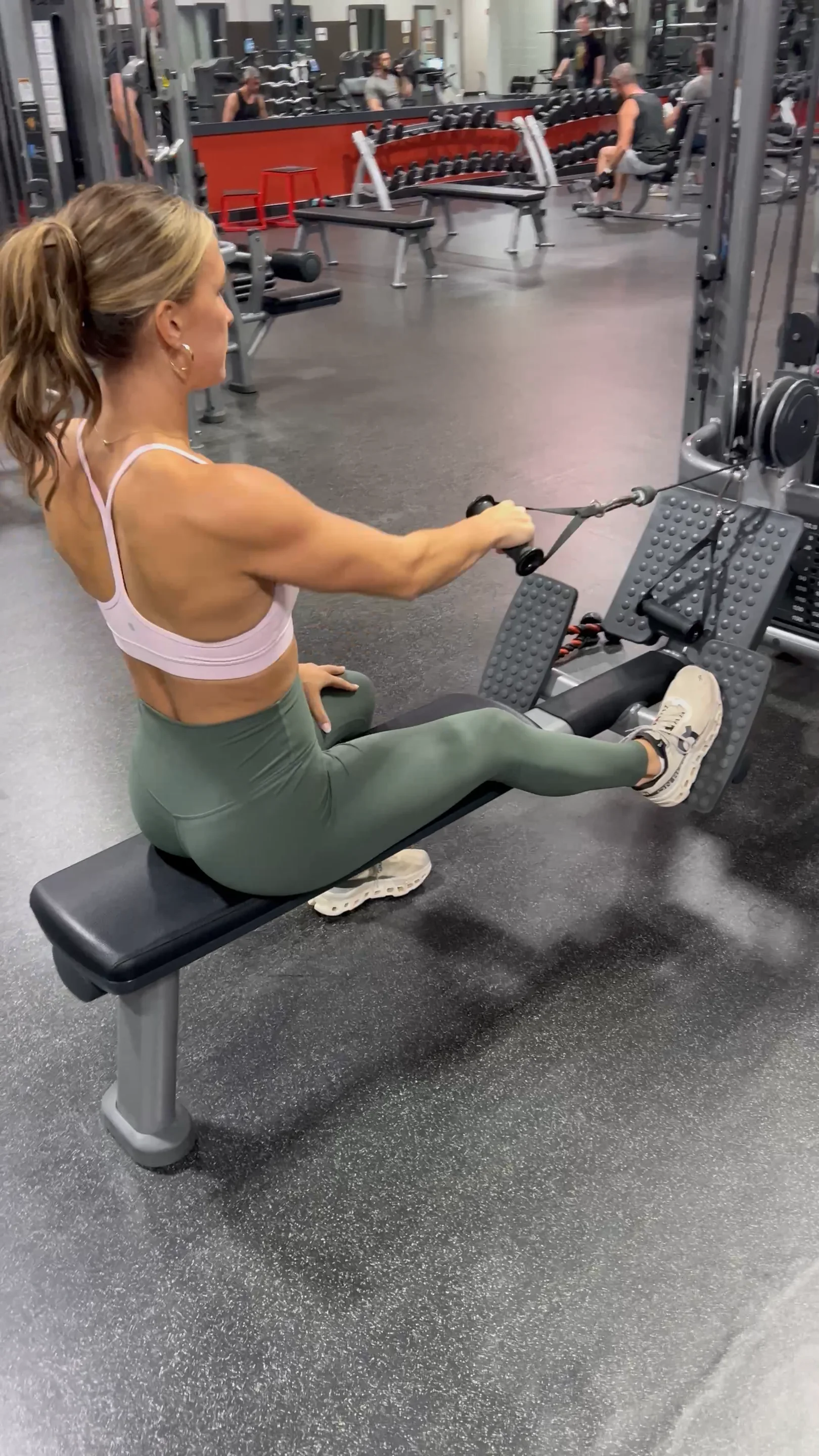 Single arm seated row