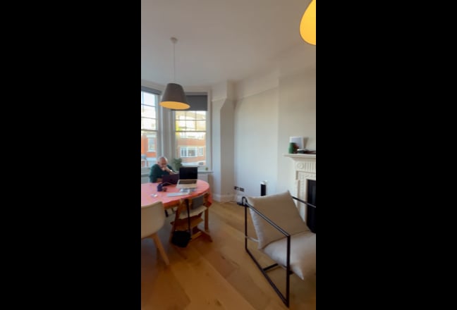 Beautiful Highgate 2 bed flat  Main Photo