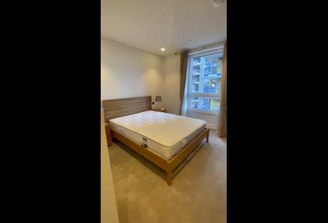 Double En-suite Room in a Newly Built Building  Main Photo