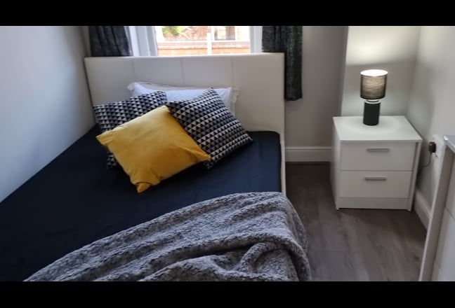 Double Room Fully Furnished - Bills inclusive Main Photo