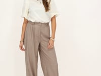 White top with puff sleeves | My Jewellery