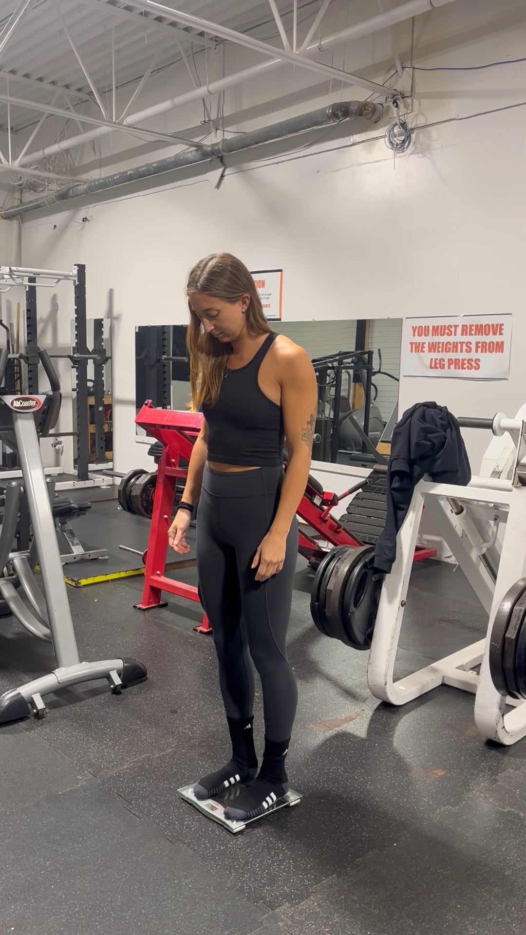 Watch jennifer lundquist's Weight: 158.2 pounds