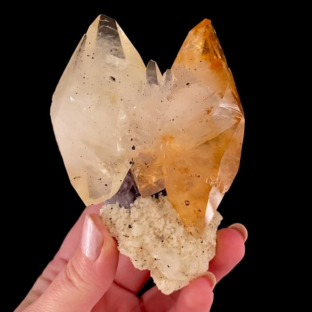 Calcite (doubly-terminated crystals) with Sphalerite, Fluorite and Baryte