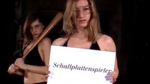 BIKINIRAMA: Rosalie di Rocco und der Schallplattenspieler