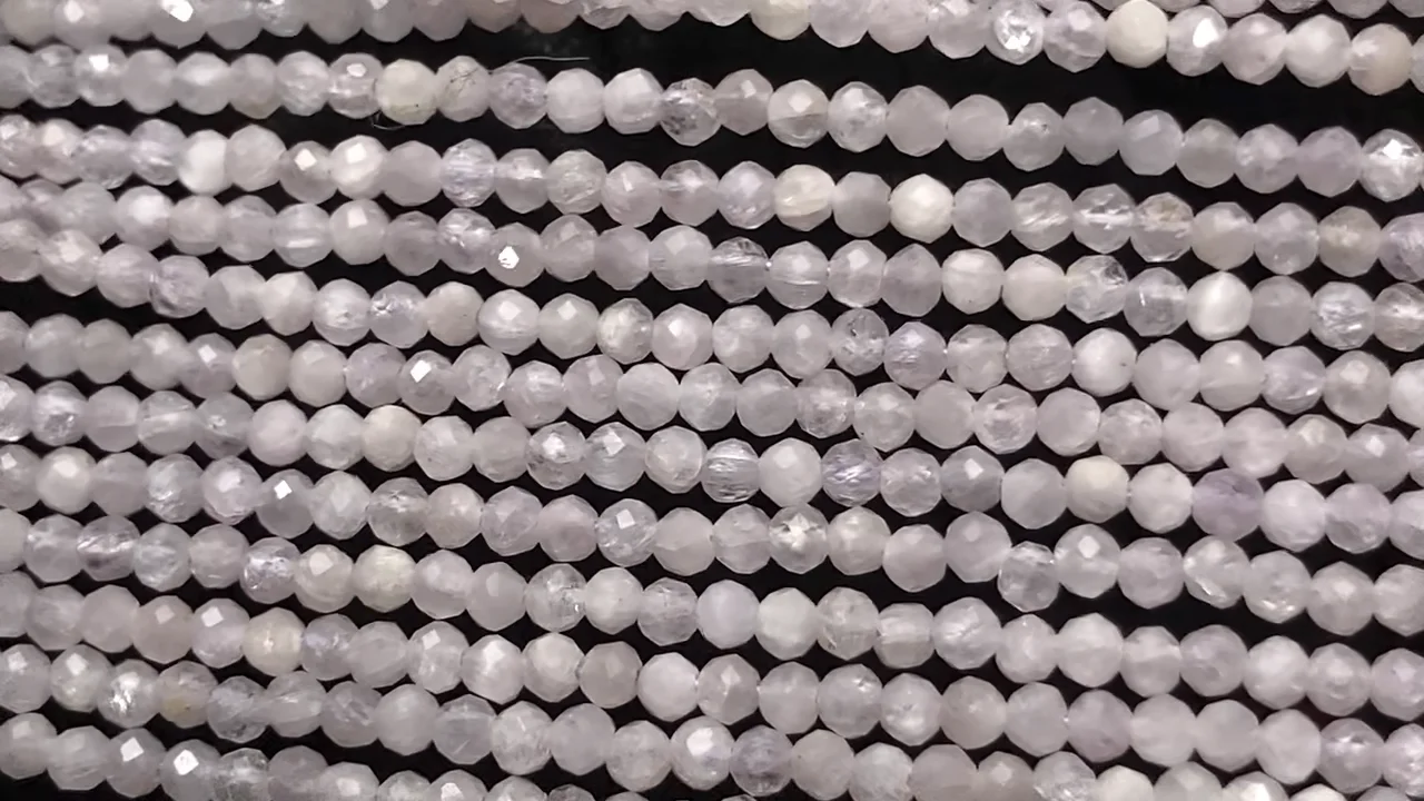 クンツァイト ラウンドカット2mm 1連(ネックレス)｜天然石ビーズの卸