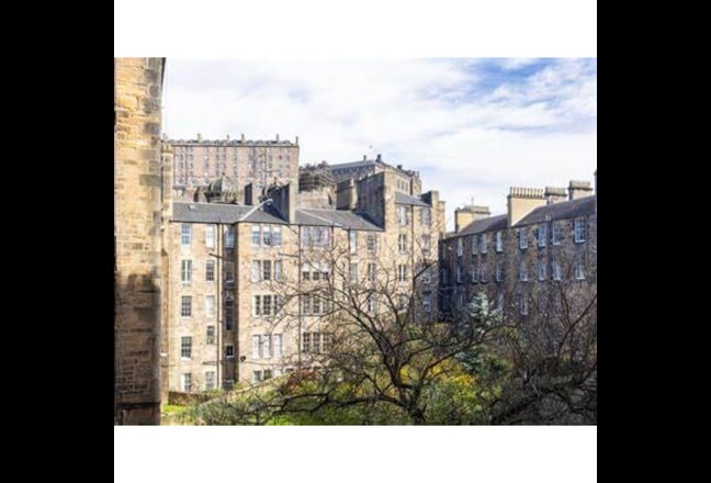 Beautiful Rooms near Edinburgh Castle Main Photo