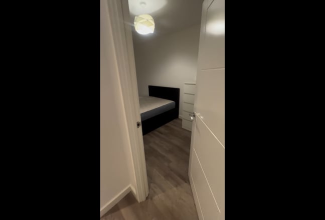 Double room available in Stratford Main Photo