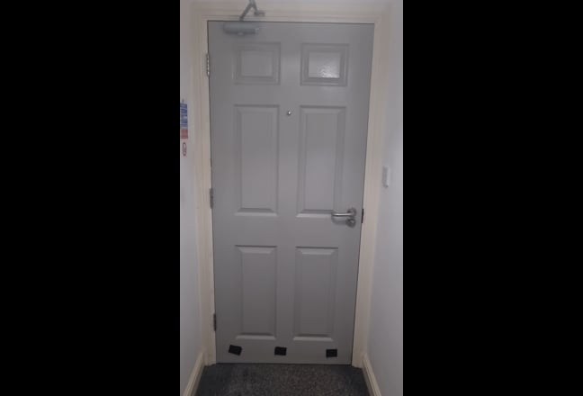 Student Flat available ASAP! tenancy takeover  Main Photo