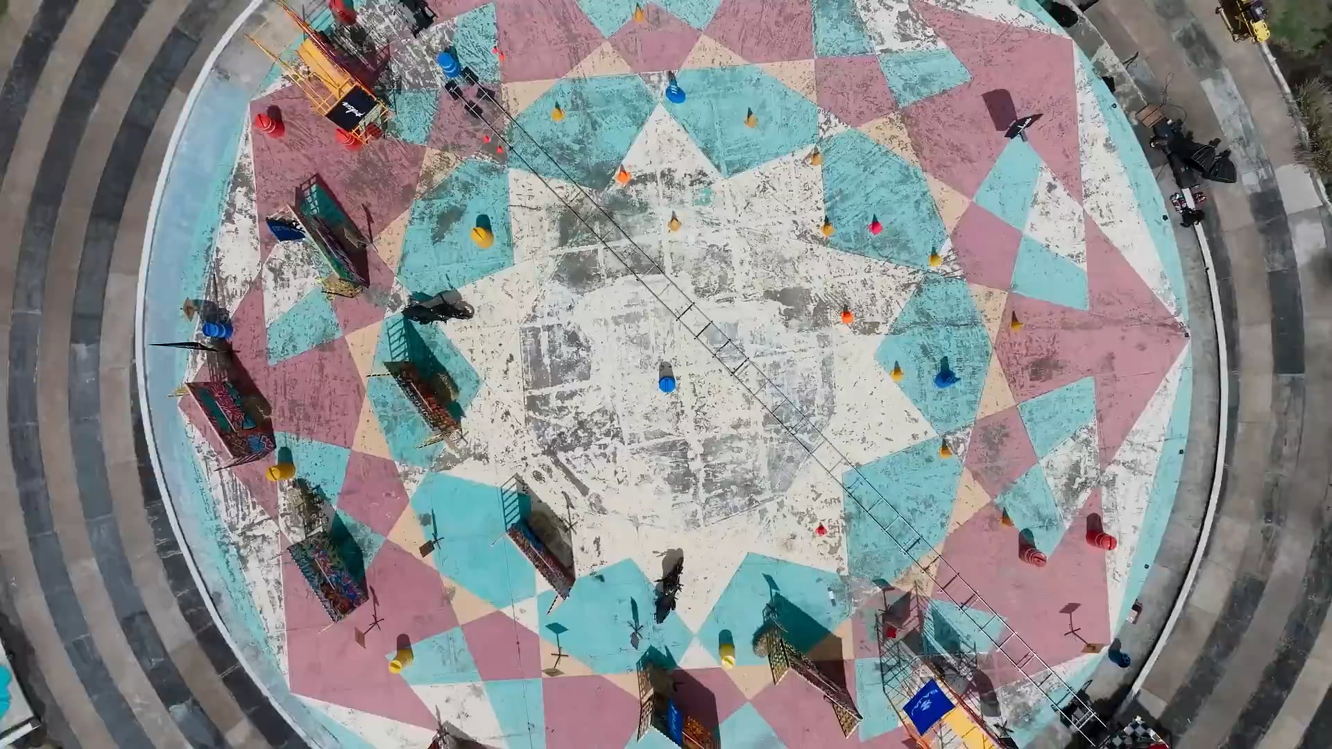 ¡Conoce a los Gurús de la Potencia! | Laboratorio, Edición, Online, Color Grading, Diseño de Audio — Web / Redes