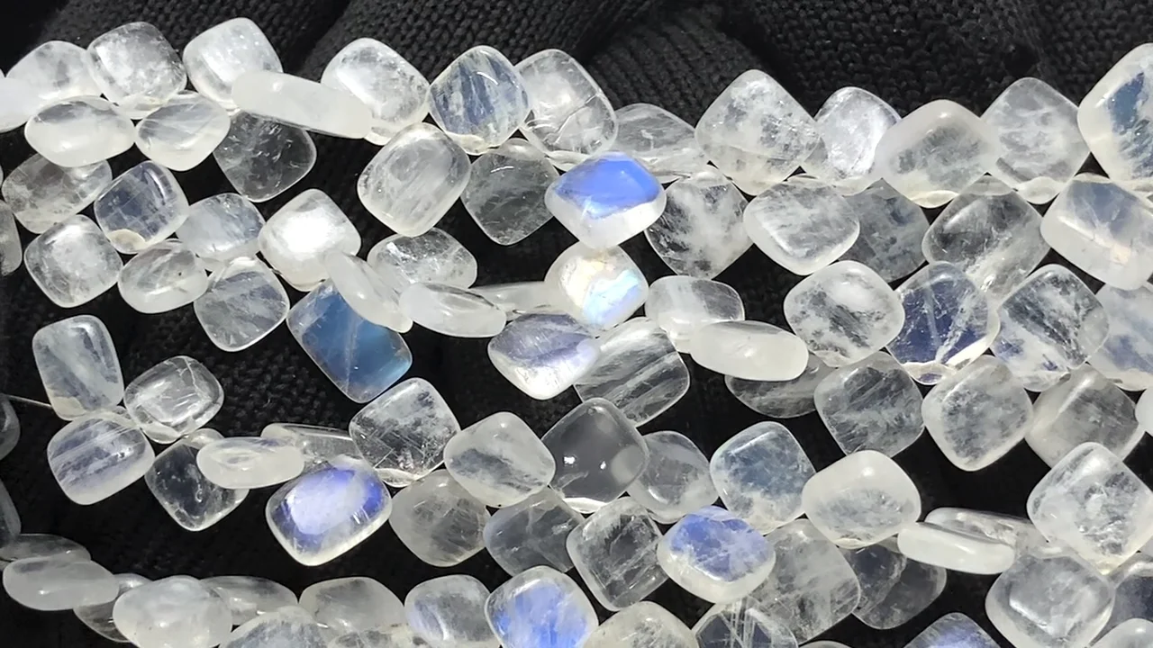 動画】レインボームーンストーンAA++ ダイヤ(プレーン) 半連/1連(約