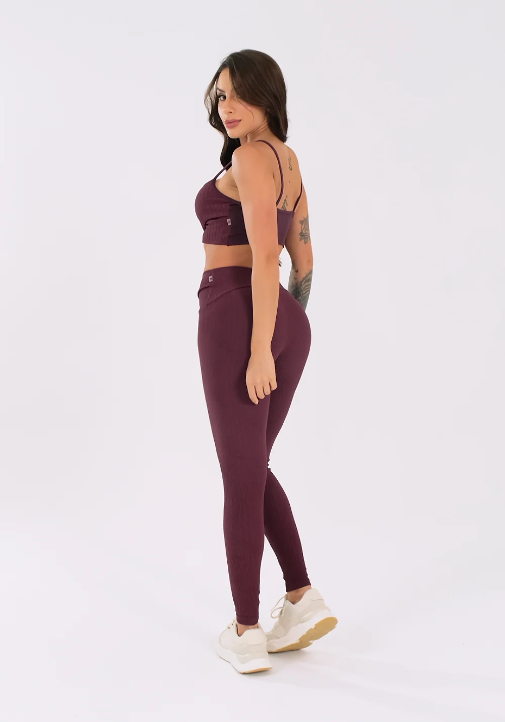 Top Fitness Feminino Vinho Texturizado Transpassado Harmony Dlk