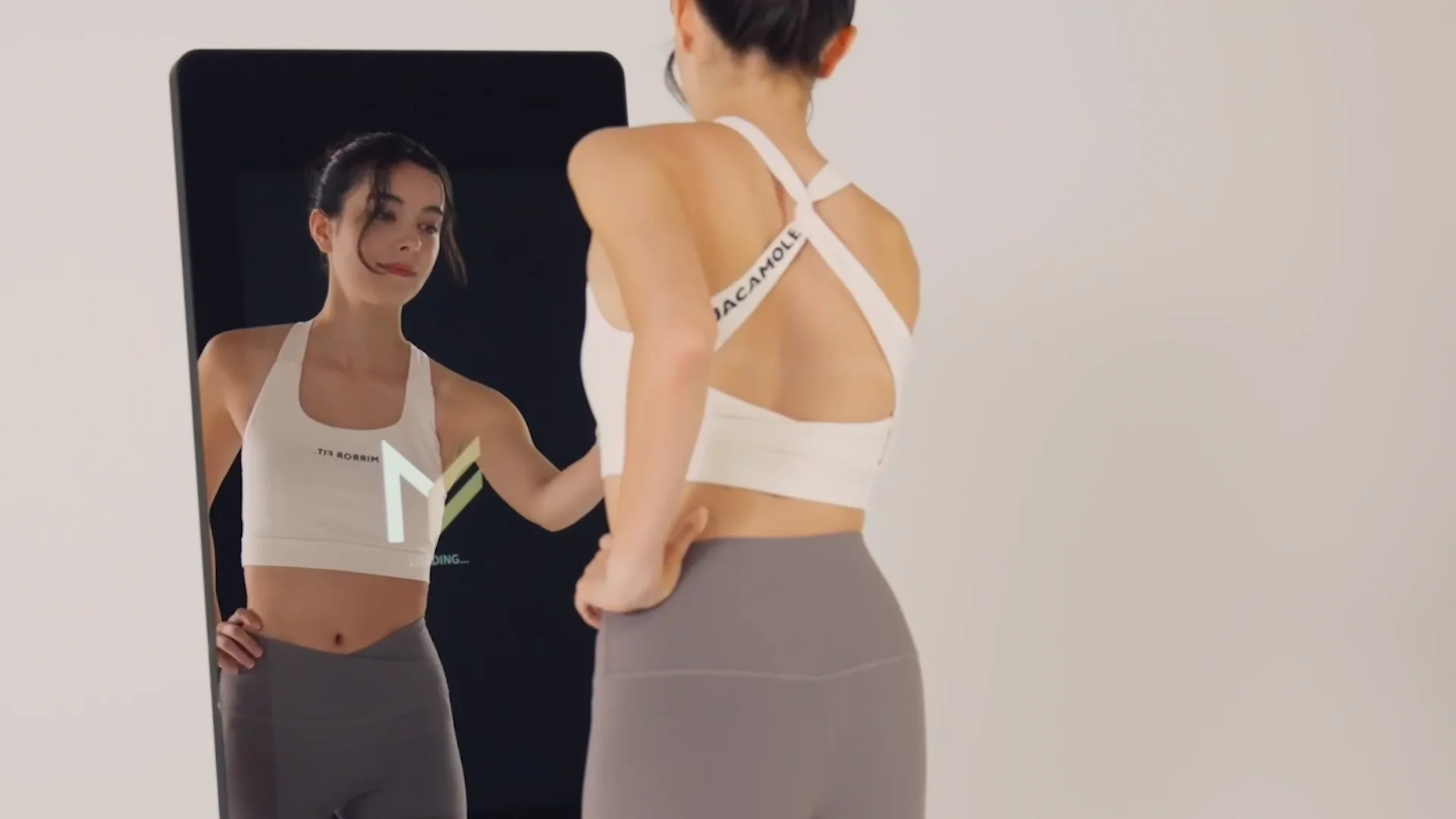 MIRROR FIT.(ミラーフィット)|最新自宅フィットネスで 理想の MIRROR FIT.(ミラーフィット)|最新自宅フィットネスで 理想の