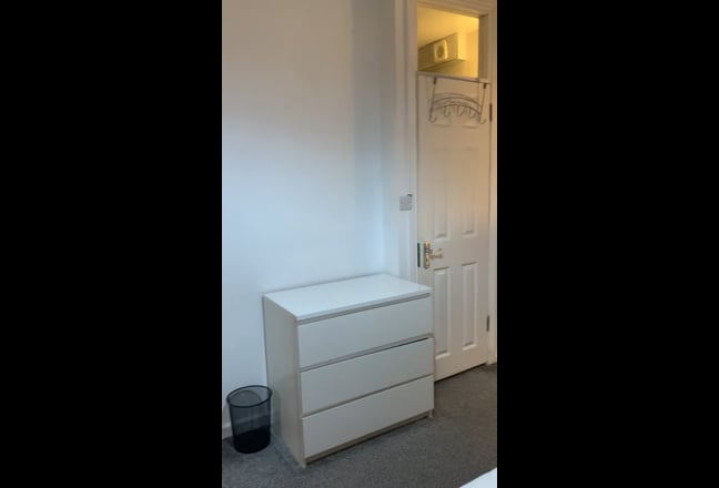 En-suite Double Room Near Regents Park/Camden Main Photo