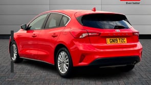 FORD FOCUS 2019 (19)