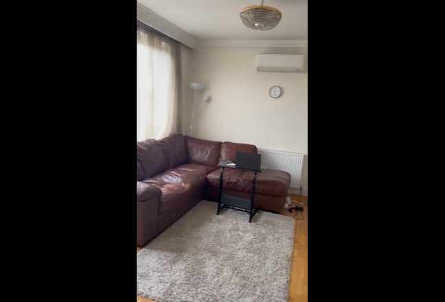 1 bedroom flat in luxury home Main Photo