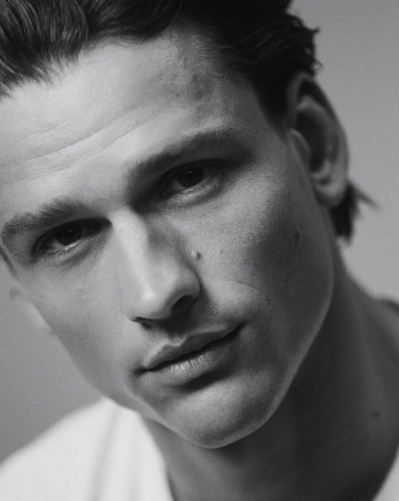 Thumbnail for ZARA MAN – “90’s ARCHIVE”