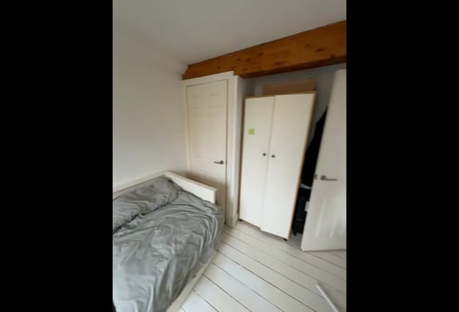 One Bed Available in Isle of Dogs Main Photo