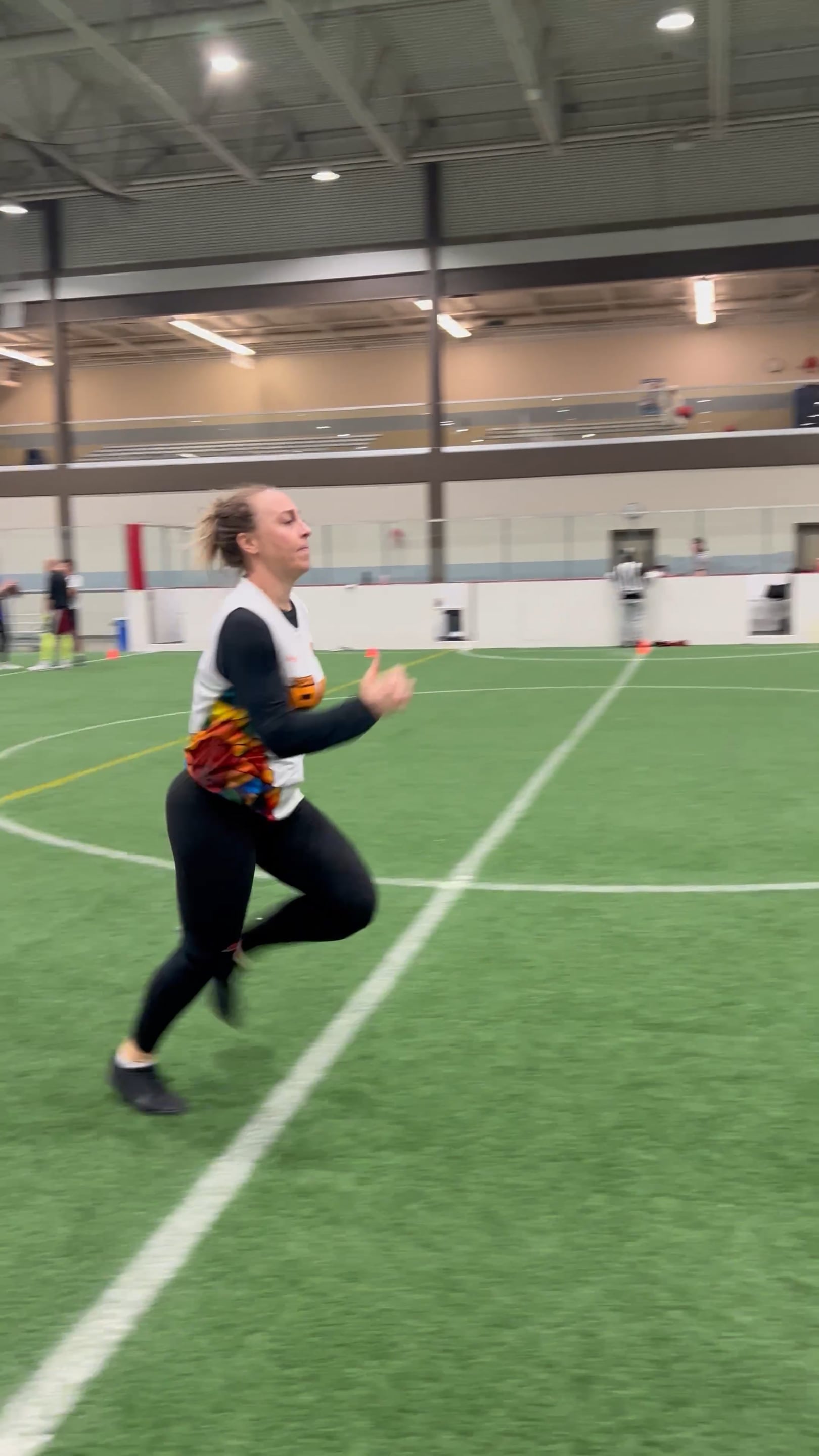 Watch stevi schnoor's 40 Yard Dash: 6.77 seconds