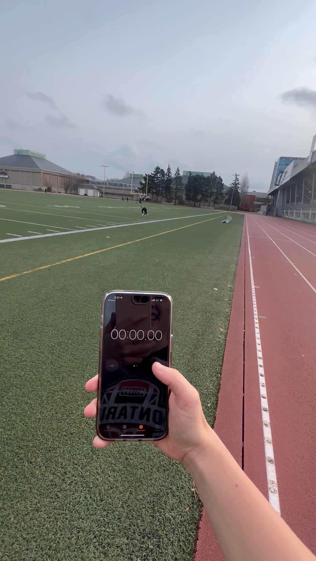 Watch sloane lucyk's 40 Yard Dash: 5.63 seconds