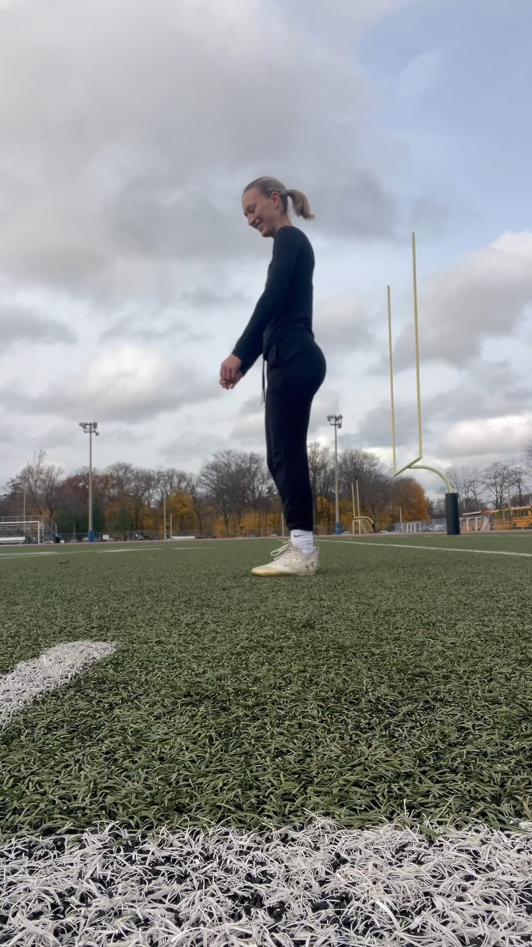 Watch sloane lucyk's Vertical Jump: 18.69 inches