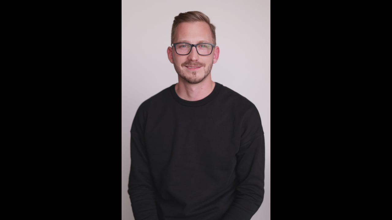 
        
          Jan Menčík
        

        
          –
        

        
          Spolumajitel, obchod a finance
        
        