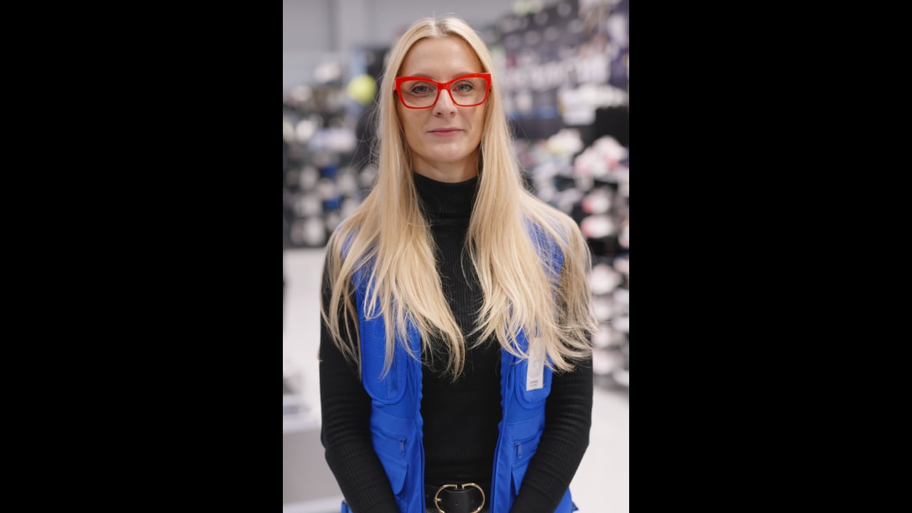 
        
          Aneta Sehnálková
        

        
          –
        

        
          Store manager –Praha Černý Most
        
        