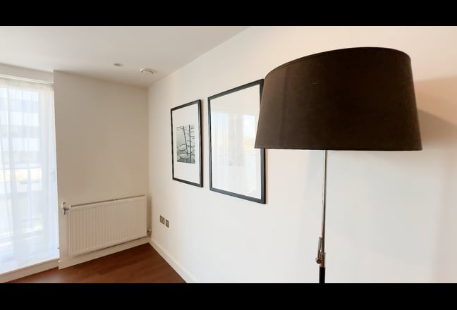 2 Bed Apartment- River View, Parking, concierge  Main Photo