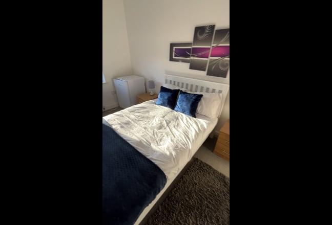 Furnished  Rooms for Rent - Retford  Main Photo