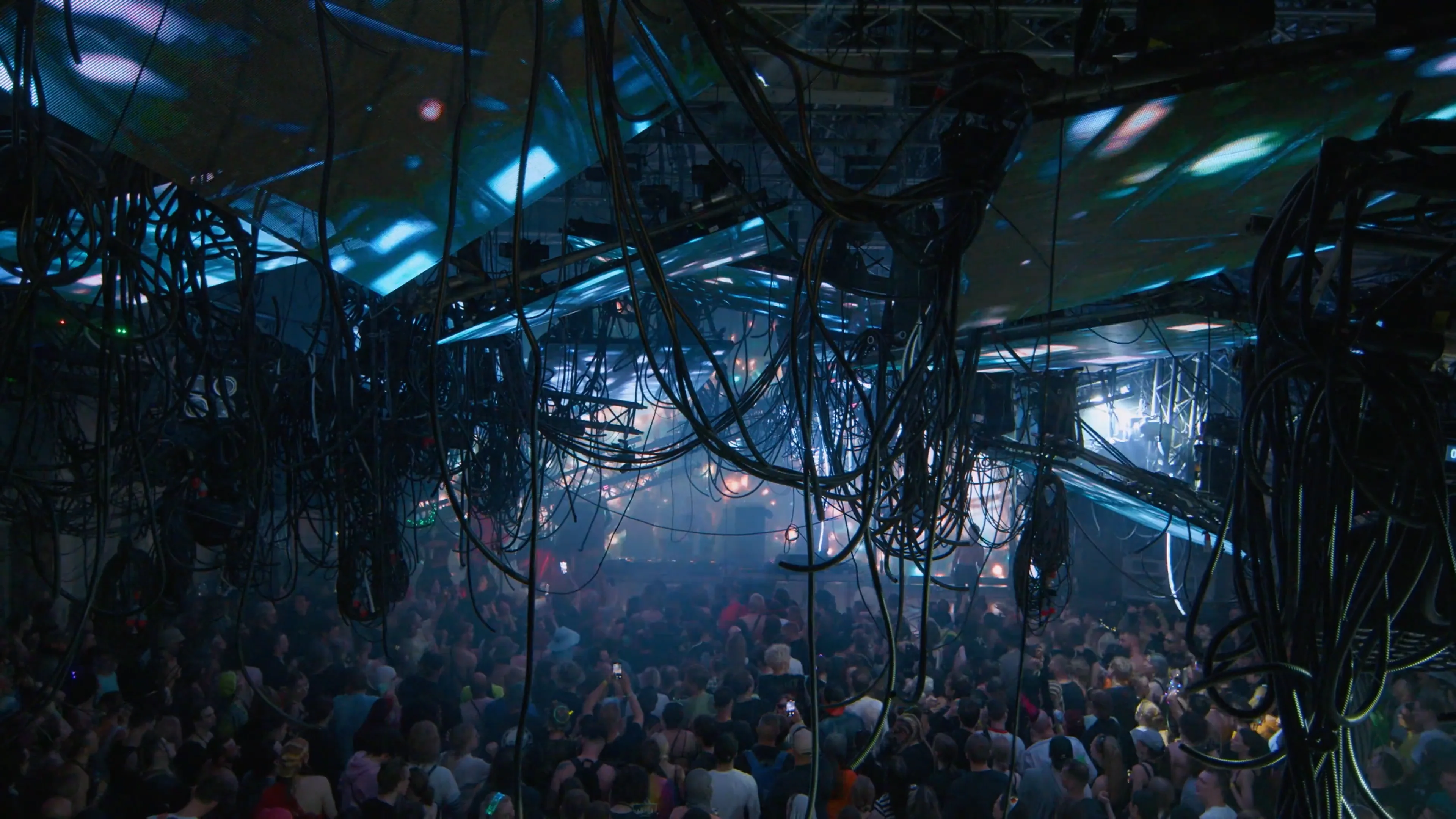 Outline Festival 2024: Music, Multimedia Art, and Bold Experiments | SILA SVETA