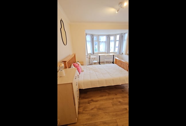 ☀️Great deal -Double room Willesden ☀️ Main Photo