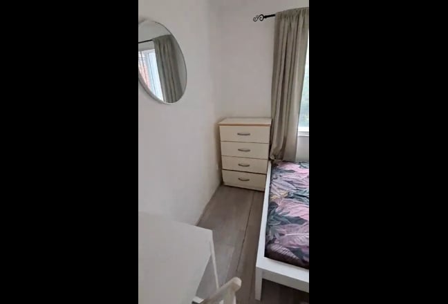  💥Bright Double Room in Caledonian Road💥 Main Photo