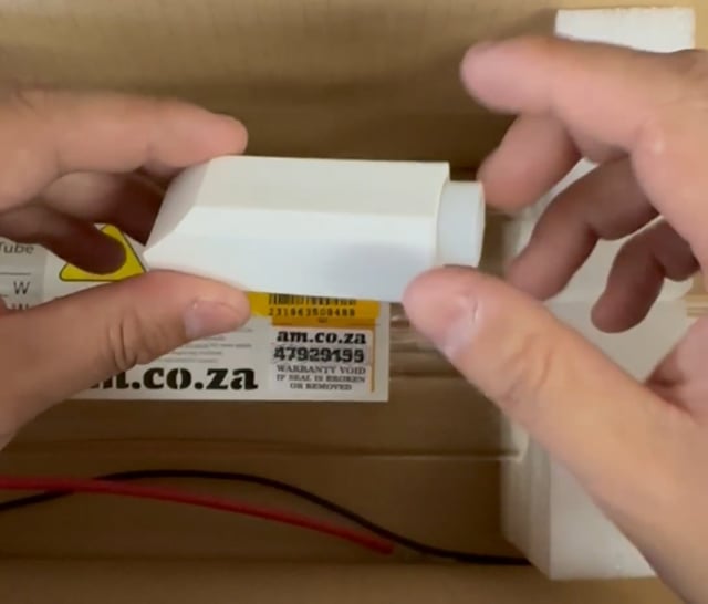 Use LC/POWERCAP2 Join High Voltage Cables of Laser Power Supply