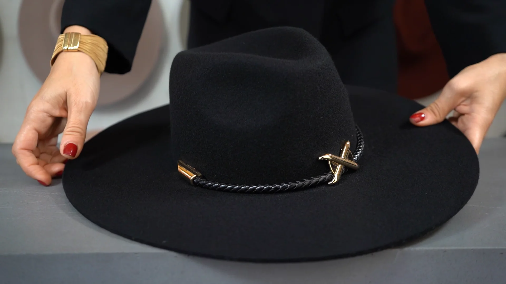 Cappello Fedora In Feltro Nero Per Donna E Uomo – Cappello Jazz A Tesa Larga Con Fibbia | Unisex Taglia Unica