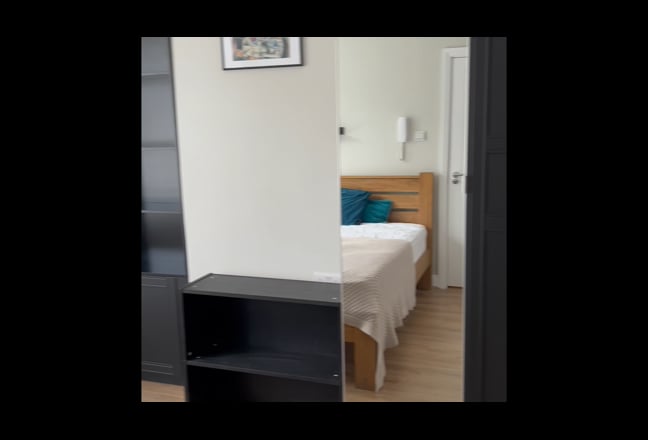 Ensuite Double 1 Min Walk to Colliers Wood Station Main Photo