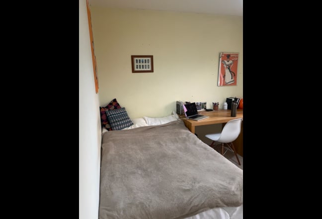 Room in Student House Available, Horfield  Main Photo