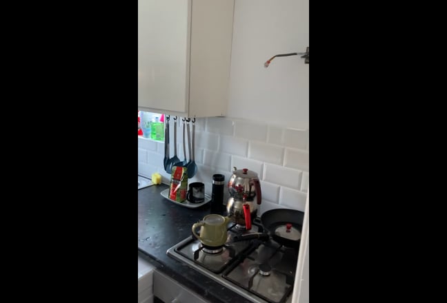 Chessington Hook Double room in house share Main Photo