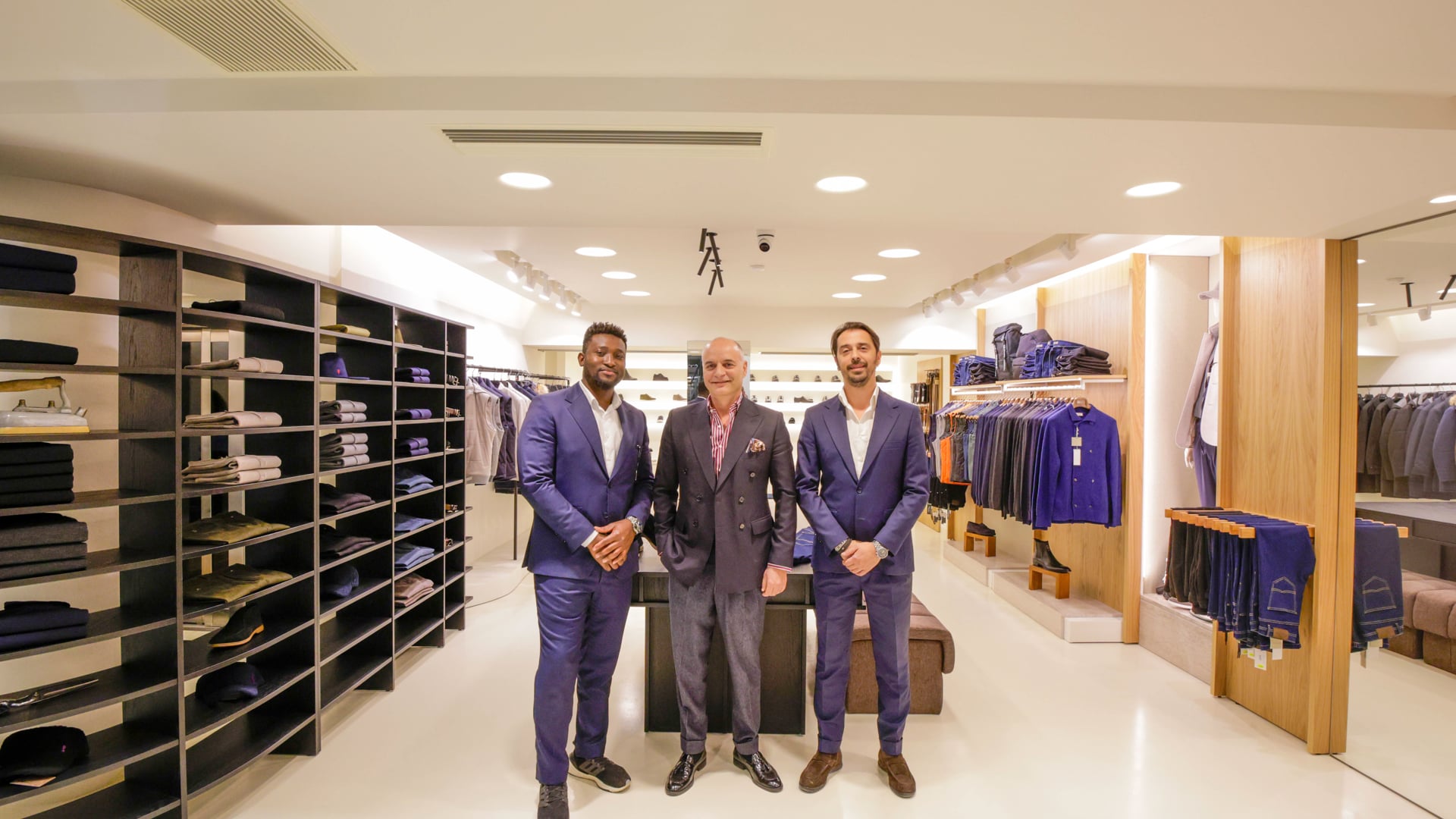 G.Papadogamvros New Store