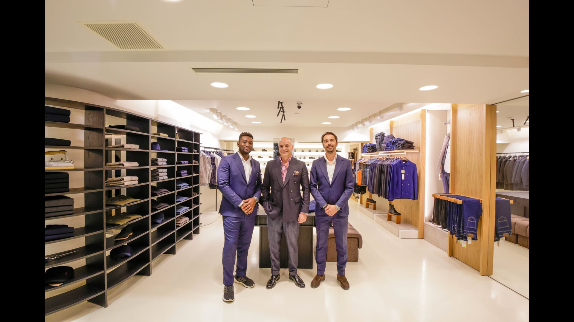 G.Papadogamvros New Store