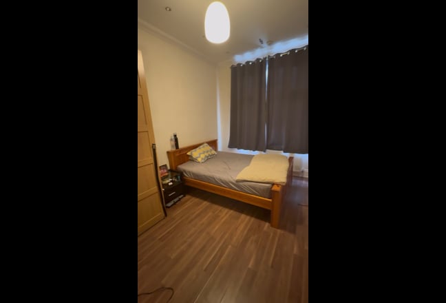 Double room in Wembley Park Main Photo